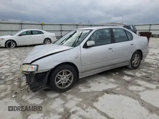 2002 Infiniti G20 Luxury z VIN JNKCP11A02T506708, wystawiony jako Copart lot #84698104 z przebiegiem 230 966 mil mil oraz Szkoda całkowita • Salvage title. Historia ofert i sprzedaży dostępna na DreamBid. Obrazek 1.