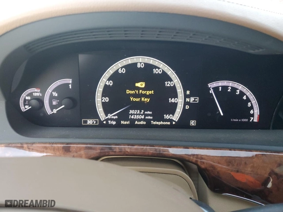 2010 Mercedes-Benz S-Class S 550 with VIN WDDNG8GB4AA325467, listed as a Copart auction lot 42529445 with 143,504 mi miles and Clean Title. Bid and sale history available at carsss.com. Image 9.