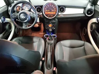 2015 MINI Convertible with VIN WMWZN3C51FT861693, listed as a Copart auction lot 63597565 with 193,157 mi miles and Clean title. Bid and sale history available at DreamBid. Image 8.
