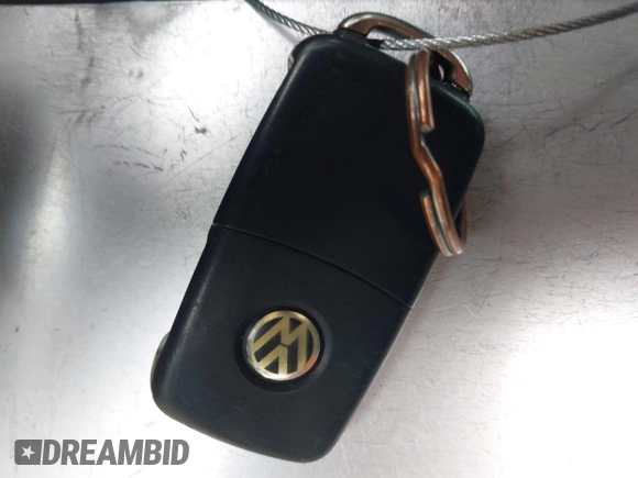 2015 Volkswagen Jetta SE z VIN 3VWD17AJ8FM323116, wystawiony jako IAAI lot #42246679 z przebiegiem 175 446 mil mil oraz . Historia ofert i sprzedaży dostępna na DreamBid. Obrazek 11.