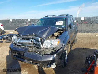 2007 Toyota 4Runner SR5 with VIN JTEZU14R078079588, listed as a IAAI auction lot 41348870 with 183,655 mi miles. Bid and sale history available at carsss.com. Image 17.