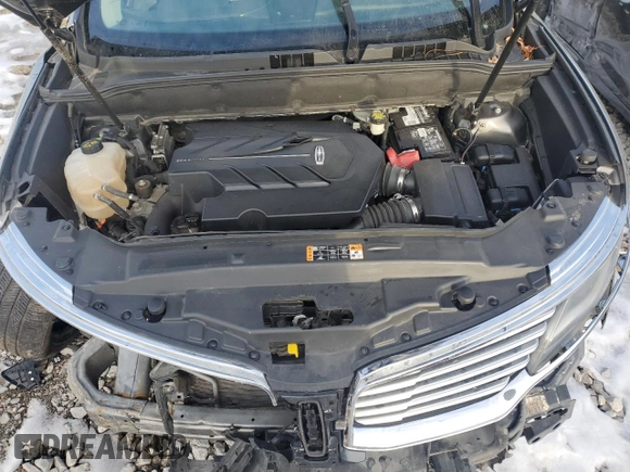 2016 Lincoln MKX Reserve with VIN 2LMTJ6LP2GBL33489, listed as a Copart auction lot 87296904 with Not Provided miles and Salvage Title. Bid and sale history available at carsss.com. Image 13.