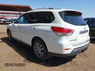 2015 Nissan Pathfinder Platinum with VIN 5N1AR2MM9FC618018, listed as a IAAI auction lot 41969749 with 182,955 mi miles and . Bid and sale history available at DreamBid. Image 3.