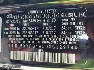 2016 Kia Sorento LX with VIN 5XYPG4A50GG129744, listed as a IAAI auction lot 41711949 with 127,954 mi miles. Bid and sale history available at carsss.com. Image 9.