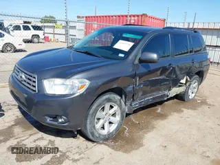 2010 Toyota Highlander SE z VIN 5TDKK3EHXAS017535, wystawiony jako IAAI lot #41965758 z przebiegiem 216 314 mil mil oraz . Historia ofert i sprzedaży dostępna na DreamBid. Obrazek 17.