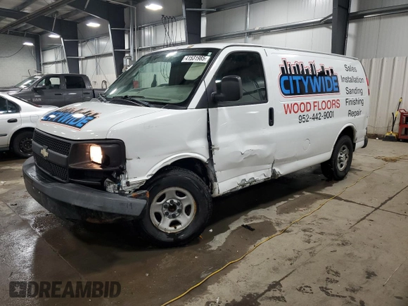 2008 Chevrolet Express Cargo z VIN 1GCFG15X081192544, wystawiony jako Copart lot #41531985 z przebiegiem 116 900 mil mil oraz Szkoda całkowita • Salvage title. Historia ofert i sprzedaży dostępna na DreamBid. Obrazek 1.