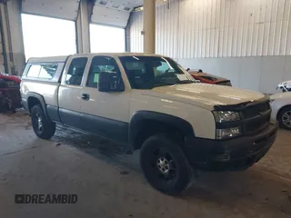 2005 Chevrolet Silverado 1500 Z71 z VIN 1GCEK19Z45Z322232, wystawiony jako IAAI lot #41275665 z przebiegiem Nie podano mil oraz . Historia ofert i sprzedaży dostępna na DreamBid. Obrazek 1.
