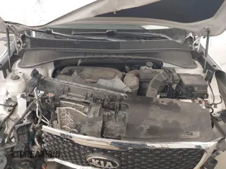 2017 Kia Sorento LX z VIN 5XYPGDA38HG281058, wystawiony jako IAAI lot #41966507 z przebiegiem 120 123 mil mil oraz . Historia ofert i sprzedaży dostępna na DreamBid. Obrazek 10.