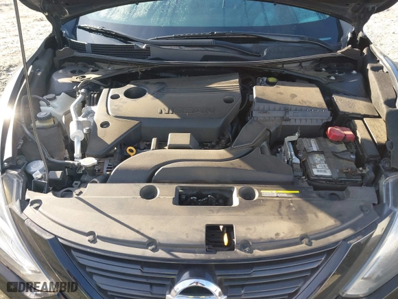2018 Nissan Altima 2.5 SV with VIN 1N4AL3APXJC295168, listed as a IAAI auction lot 40952599 with 60,943 mi miles. Bid and sale history available at carsss.com. Image 10.