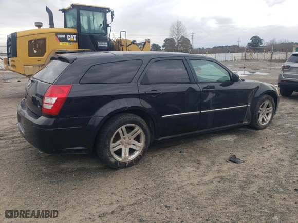2005 Dodge Magnum RT with VIN 2D4GV58285H555352, listed as a Copart auction lot 47599175 with 131,288 mi miles and Salvage Title. Bid and sale history available at carsss.com. Image 3.