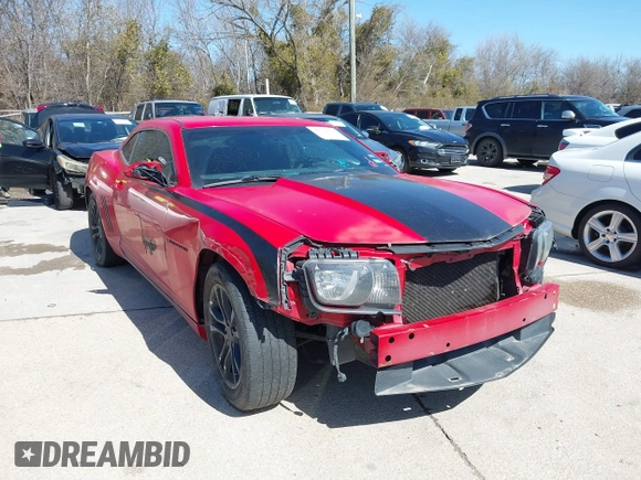 2013 Chevrolet Camaro LS с VIN 2G1FA1E3XD9245862, выставлен на аукционе IAAI как лот 41720626 с пробегом 189 722 миль миль и . История ставок и продаж доступна на DreamBid. Изображение 1.