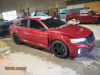 2024 Volkswagen Jetta Sport z VIN 3VWAM7BU4RM029512, wystawiony jako Copart lot #88853315 z przebiegiem 7 508 mil mil oraz Nie do naprawy • Non repairable. Historia ofert i sprzedaży dostępna na DreamBid. Obrazek 1.