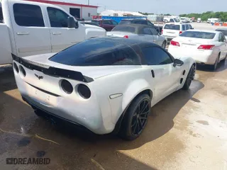 2006 Chevrolet Corvette with VIN 1G1YY26U065114439, listed as a IAAI auction lot 41832075 with 1 mi miles. Bid and sale history available at carsss.com. Image 4.