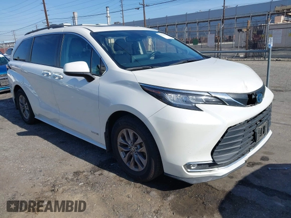 2021 Toyota Sienna XLE z VIN 5TDJRKEC7MS009306, wystawiony jako IAAI lot #42328482 z przebiegiem 169 443 mil mil oraz . Historia ofert i sprzedaży dostępna na DreamBid. Obrazek 1.