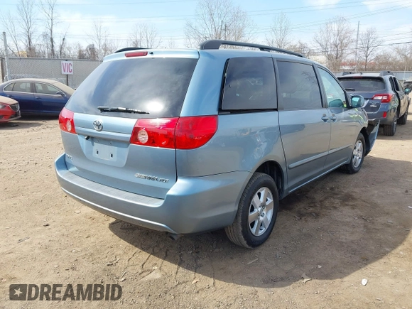 2006 Toyota Sienna XLE with VIN 5TDZA22C66S427793, listed as a IAAI auction lot 41804276 with 118,718 mi miles. Bid and sale history available at carsss.com. Image 4.