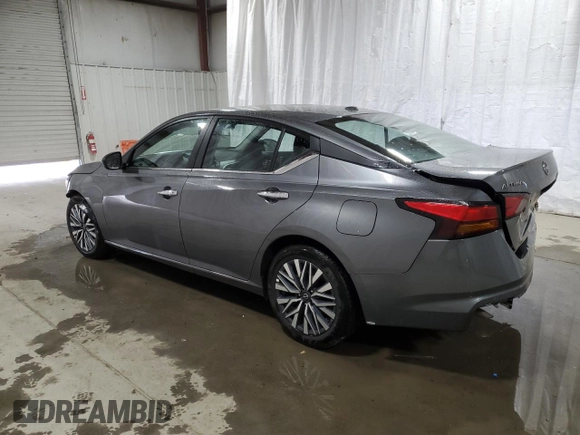 2025 Nissan Altima SV with VIN 1N4BL4DV7SN362397, listed as a Copart auction lot 53631075 with 3,476 mi miles and Salvage Title. Bid and sale history available at DreamBid. Image 2.