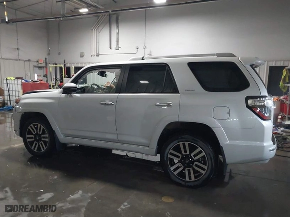 2024 Toyota 4Runner Limited with VIN JTEKU5JR3R6252418, listed as a IAAI auction lot 41387678 with 3,858 mi miles. Bid and sale history available at carsss.com. Image 15.