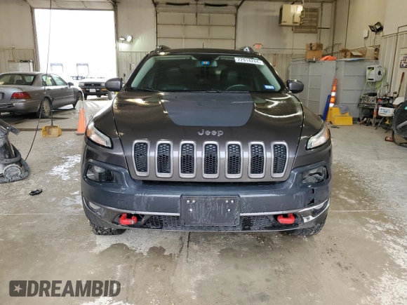 2017 Jeep Cherokee Trailhawk L Plus with VIN 1C4PJMBB6HW564908, listed as a Copart auction lot 72914244 with 0 mi miles and Salvage Title. Bid and sale history available at carsss.com. Image 5.