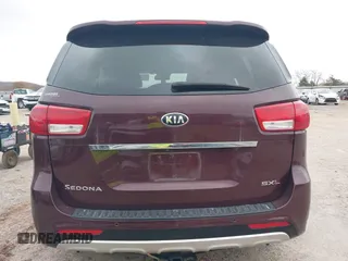 2018 Kia Sedona SX-L with VIN KNDME5C13J6376288, listed as a IAAI auction lot 40947775 with 94,476 mi miles. Bid and sale history available at carsss.com. Image 16.