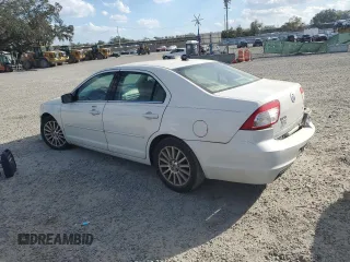 2008 Mercury Milan Premier with VIN 3MEHM08Z08R623011, listed as a Copart auction lot 43247065 with 201,476 mi miles and Salvage Title. Bid and sale history available at carsss.com. Image 2.