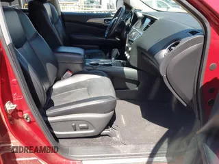 2017 Nissan Pathfinder SV z VIN 5N1DR2MN9HC682035, wystawiony jako IAAI lot #41956320 z przebiegiem 148 358 mil mil oraz . Historia ofert i sprzedaży dostępna na DreamBid. Obrazek 5.
