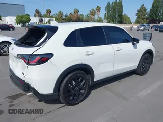 2024 Honda HR-V Sport with VIN 3CZRZ1H53RM732713, listed as a IAAI auction lot 42290527 with 10,332 mi miles and . Bid and sale history available at DreamBid. Image 4.