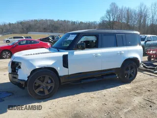 2024 Land Rover Defender X-Dynamic SE with VIN SALE27EU9R2302644, listed as a IAAI auction lot 41344698 with 12,688 mi miles and . Bid and sale history available at DreamBid. Image 14.