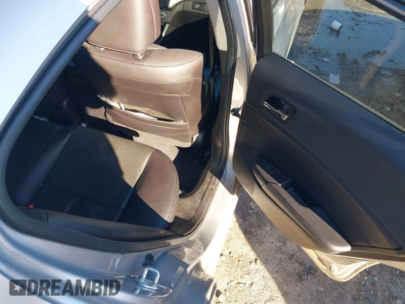 2015 Acura ILX z VIN 19VDE1F36FE002967, wystawiony jako IAAI lot #41369684 z przebiegiem 133 162 mil mil oraz . Historia ofert i sprzedaży dostępna na DreamBid. Obrazek 8.