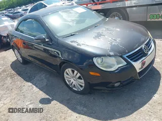 2009 Volkswagen Eos Komfort with VIN WVWBA71F99V023536, listed as a IAAI auction lot 42116083 with 124,246 mi miles and . Bid and sale history available at DreamBid. Image 1.