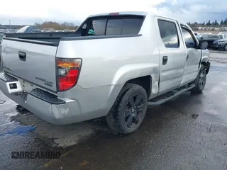 2008 Honda Ridgeline RT with VIN 2HJYK16228H517329, listed as a IAAI auction lot 41813333 with 139,828 mi miles. Bid and sale history available at carsss.com. Image 4.
