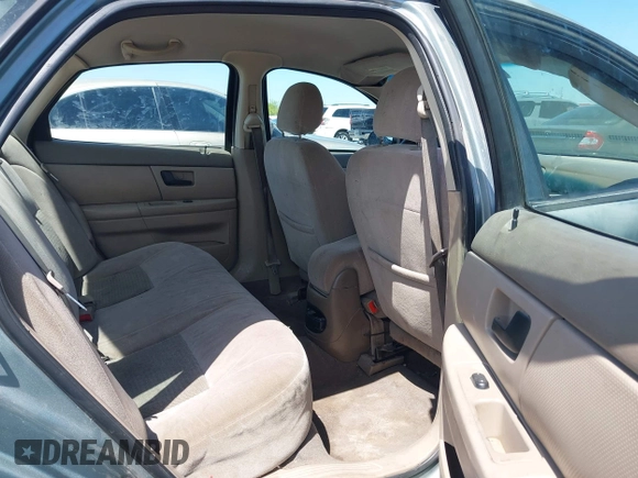 2005 Ford Taurus SE with VIN 1FAFP53U75A226240, listed as a IAAI auction lot 42066974 with 190,043 mi miles. Bid and sale history available at carsss.com. Image 8.