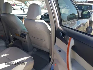 2010 Toyota Highlander Limited with VIN 5TDDK3EH4AS019886, listed as a IAAI auction lot 41846122 with 223,381 mi miles and . Bid and sale history available at DreamBid. Image 8.