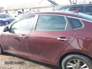 2020 Kia Optima LX z VIN 5XXGT4L38LG437797, wystawiony jako IAAI lot #41441508 z przebiegiem 67 320 mil mil oraz . Historia ofert i sprzedaży dostępna na DreamBid. Obrazek 15.