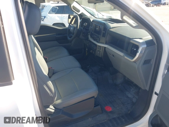 2022 Ford F-150 XL with VIN 1FTMF1CB5NKE39967, listed as a IAAI auction lot 41611291 with 53,485 mi miles and . Bid and sale history available at DreamBid. Image 5.