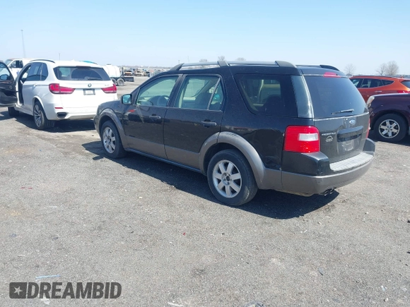 2005 Ford Freestyle SE with VIN 1FMZK01165GA48072, listed as a IAAI auction lot 41782025 with 235,073 mi miles. Bid and sale history available at carsss.com. Image 3.