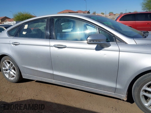 2015 Ford Fusion SE with VIN 3FA6P0H75FR264451, listed as a IAAI auction lot 41970406 with 186,644 mi miles. Bid and sale history available at carsss.com. Image 13.