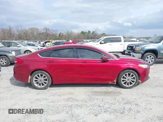 2017 Ford Fusion SE with VIN 3FA6P0HDXHR249811, listed as a IAAI auction lot 41701110 with 93,557 mi miles. Bid and sale history available at carsss.com. Image 13.