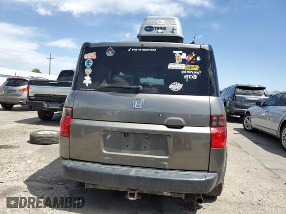 2007 Honda Element EX with VIN 5J6YH27727L004385, listed as a Copart auction lot 71957584 with 262,415 mi miles and Non Repairable. Bid and sale history available at DreamBid. Image 6.