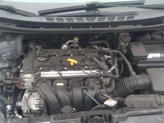 2013 Hyundai Elantra Limited z VIN 5NPDH4AE3DH386191, wystawiony jako IAAI lot #41536331 z przebiegiem 105 095 mil mil oraz . Historia ofert i sprzedaży dostępna na DreamBid. Obrazek 12.