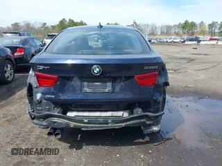 2018 BMW 3 Series 330i xDrive with VIN WBA8Z9C54JG828207, listed as a IAAI auction lot 42000931 with 73,736 mi miles. Bid and sale history available at carsss.com. Image 17.