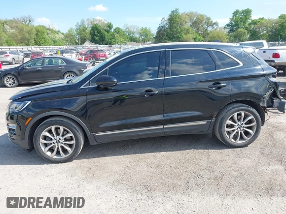 2016 Lincoln MKC Select with VIN 5LMCJ2D99GUJ11480, listed as a IAAI auction lot 42245003 with 135,400 mi miles and . Bid and sale history available at DreamBid. Image 14.