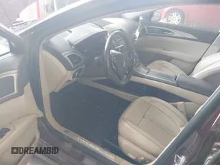 2018 Lincoln MKZ Premiere z VIN 3LN6L5A94JR623078, wystawiony jako IAAI lot #42043246 z przebiegiem 98 967 mil mil oraz . Historia ofert i sprzedaży dostępna na DreamBid. Obrazek 21.