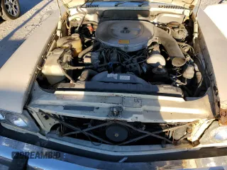 1985 Mercedes-Benz SL with VIN WDBBA45C0FA021352, listed as a Copart auction lot 88067835 with 104,110 mi miles and Clean title. Bid and sale history available at DreamBid. Image 11.