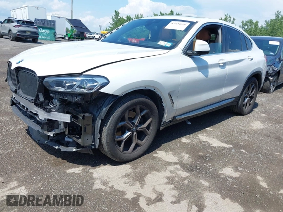 2025 BMW X4 xDrive30i with VIN 5UX33DT03S9X59312, listed as a IAAI auction lot 42531616 with 8,189 mi miles and . Bid and sale history available at DreamBid. Image 2.