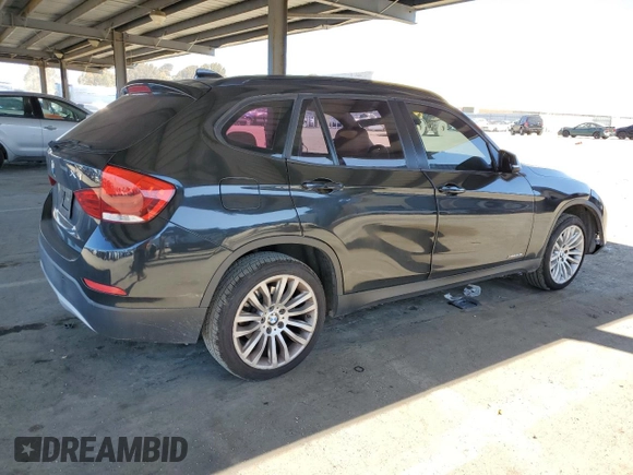 2013 BMW X1 xDrive28i with VIN WBAVL1C55DVR91888, listed as a Copart auction lot 50219925 with 115,898 mi miles and Salvage Title. Bid and sale history available at carsss.com. Image 3.