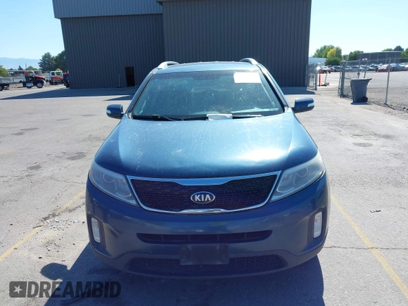 2015 Kia Sorento LX with VIN 5XYKTDA64FG554803, listed as a IAAI auction lot 42561844 with Not provided miles and . Bid and sale history available at DreamBid. Image 11.