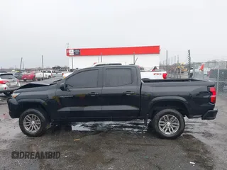 2024 Chevrolet Colorado 2WD LT with VIN 1GCGSCEC6R1172215, listed as a IAAI auction lot 41717428 with 24,966 mi miles. Bid and sale history available at carsss.com. Image 14.
