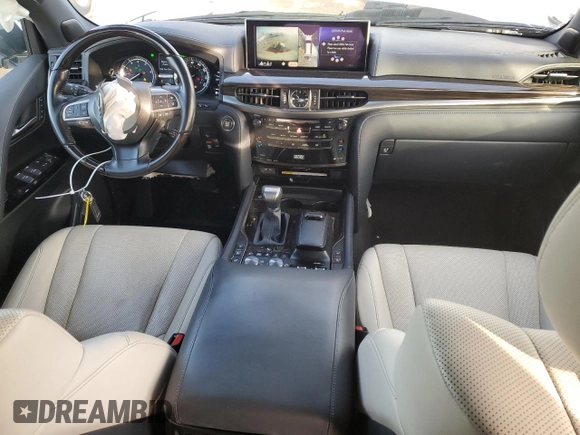 2020 Lexus LX 570 z VIN JTJDY7AX0L4327331, wystawiony jako Copart lot #44070415 z przebiegiem 43 887 mil mil oraz Szkoda całkowita • Salvage title. Historia ofert i sprzedaży dostępna na DreamBid. Obrazek 8.