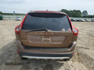 2010 Volvo XC60 3.2L z VIN YV4982DLXA2124621, wystawiony jako Copart lot #59910985 z przebiegiem 165 822 mil mil oraz Czysty tytuł • Clean title. Historia ofert i sprzedaży dostępna na DreamBid. Obrazek 6.