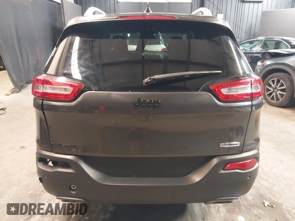 2016 Jeep Cherokee Latitude with VIN 1C4PJMCS4GW360475, listed as a IAAI auction lot 41479053 with 154,554 mi miles. Bid and sale history available at carsss.com. Image 17.
